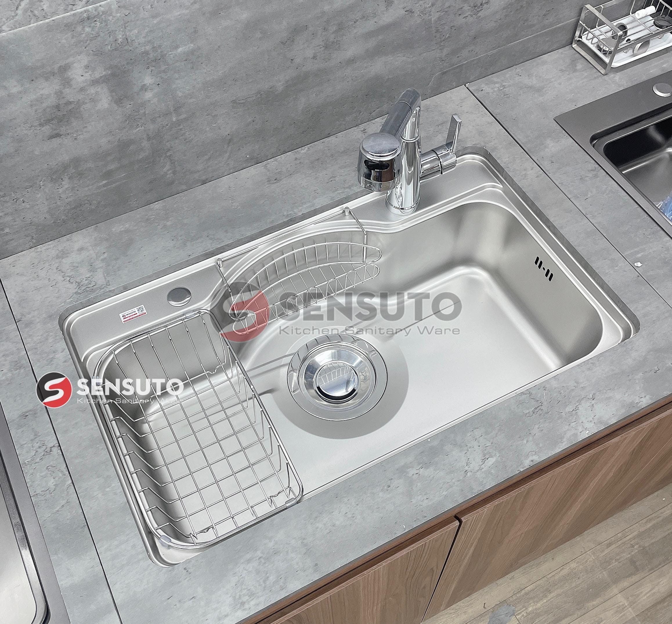 Chậu rửa bát Hàn Quốc 1 hố SENSUTO S820K ( bản đủ phụ kiện )